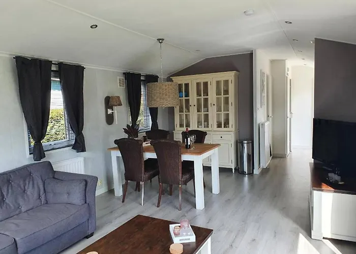 Charming 4P Cabin W Private Parking