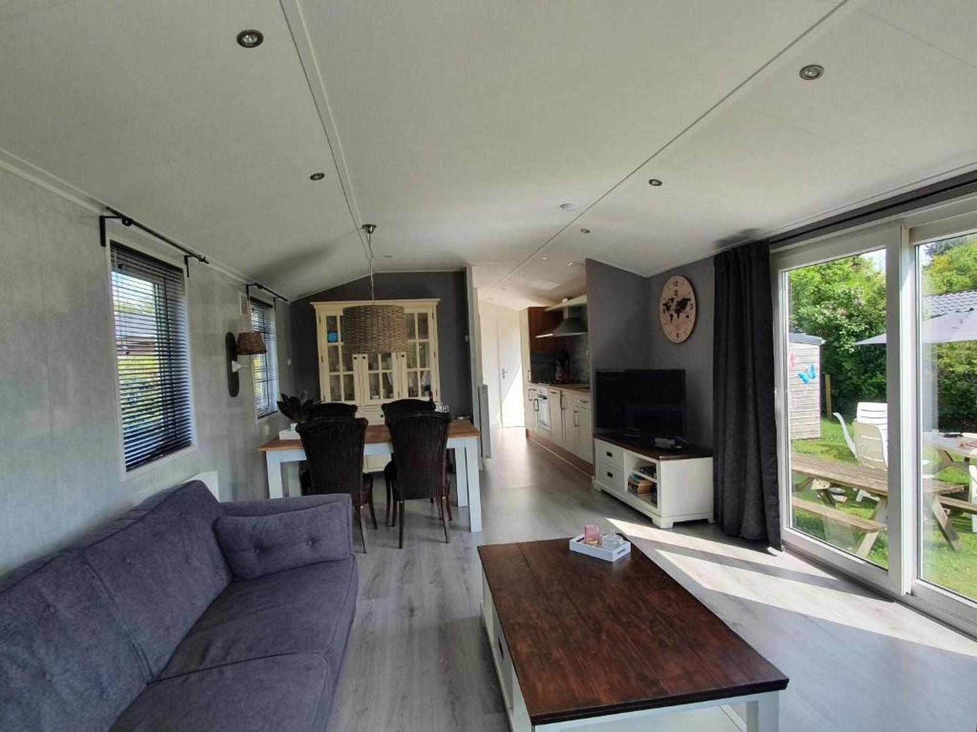 Chalet Charming 4p W Private Parking Putten